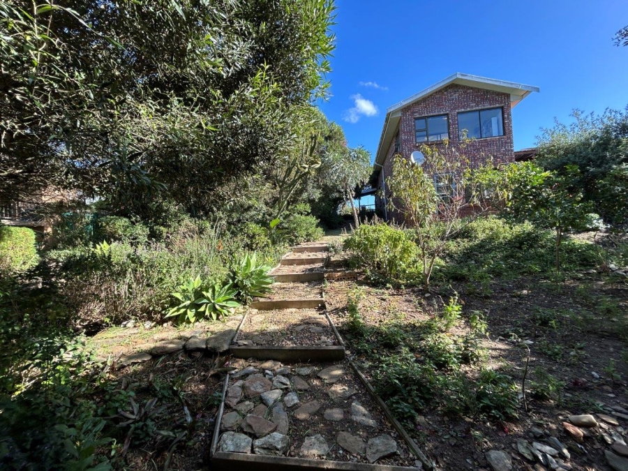 4 Bedroom Property for Sale in Noorsekloof Eastern Cape